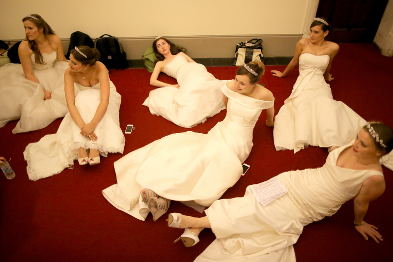 Illustration for article titled Gawk at the Opulence of the Fanciest Debutante Ball Ever